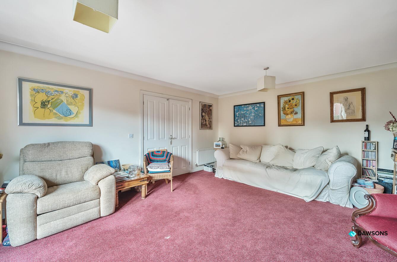 Oak Tree Close, West Cross, Swansea, SA3 5RW
